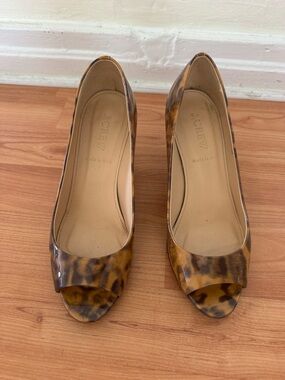 Made in Italy J. Crew Leather Peep-Toe Pumps Patent Printed Leopard size 6